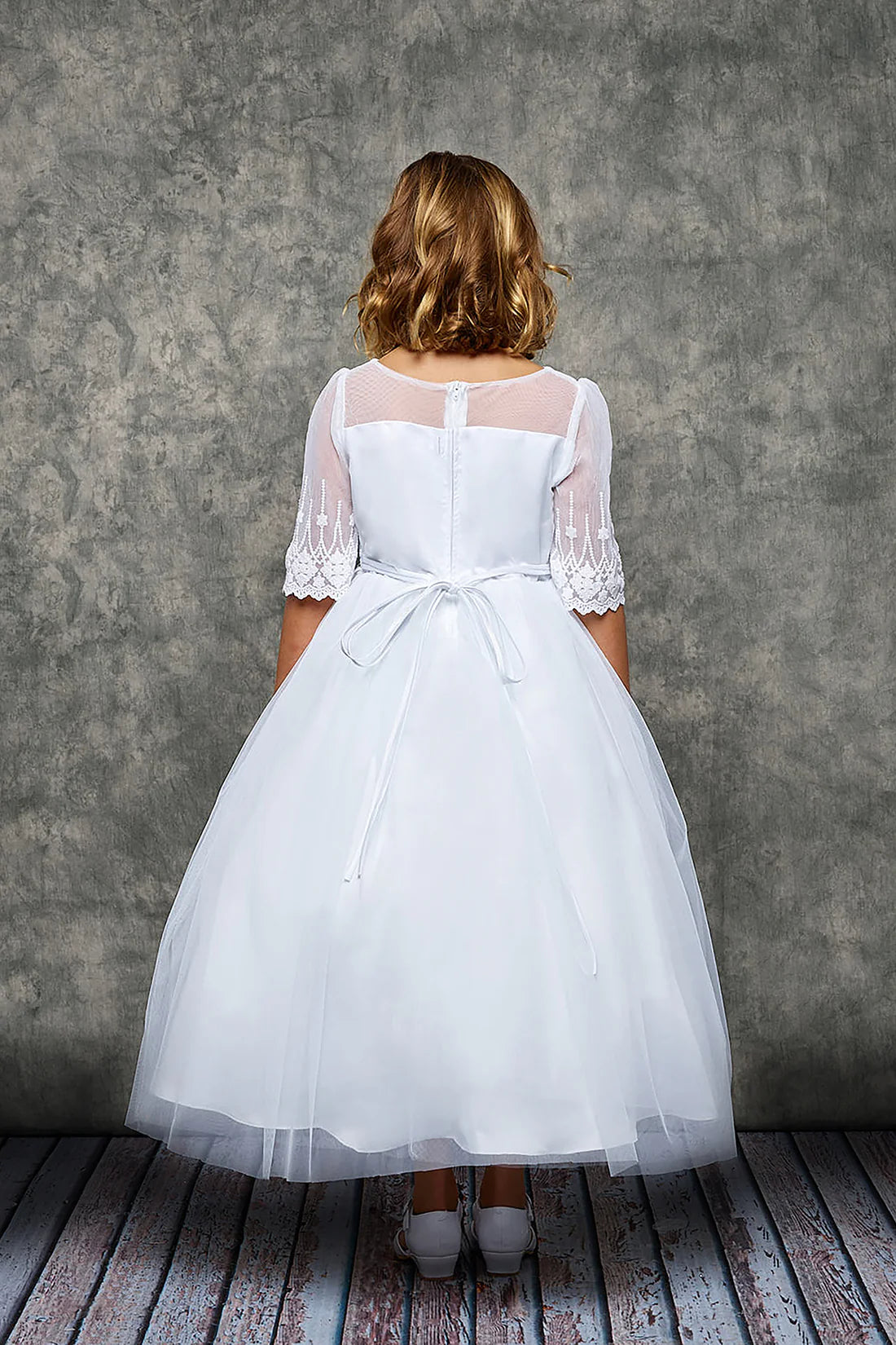 KD462- Embroidery Mesh Half Sleeve Dress